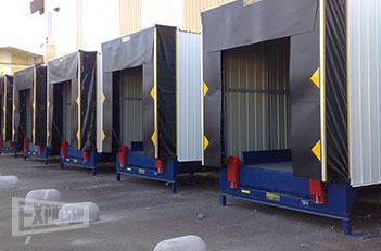 dock shelters loading dock safety lights
