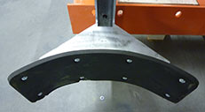 Mixed drum clamps for forklift trucks