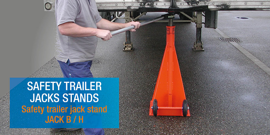 Expresso safety stands for trailers