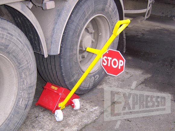 Steel Wheel Chock LACC001 With Lever Castors And Stop Sign steel-wheel-chock-lacc001-with-lever-castors-and-stop-sign