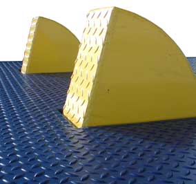 Retractable obstacles kit for dock leveler