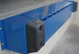 Standard mechanical mini-leveler with rubber bumpers