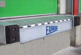 Aluminium mechanical edge-of-dock mini-leveler
