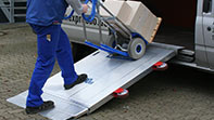 Loading ramps for vehicle loading