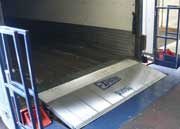 Stationary drawbridge leveler with anti-squash monobloc frame