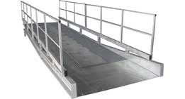 Galvanized stationary yard ramp with side handrails