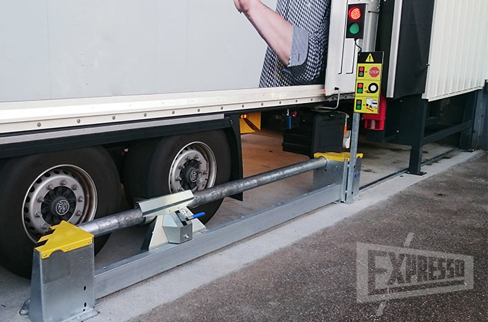 Manual Blocker - Manual blocking system for trucks