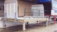Loading dock : Loading table fixed to the loading dock