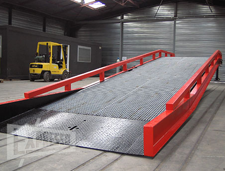 Rampe de chargement mobile