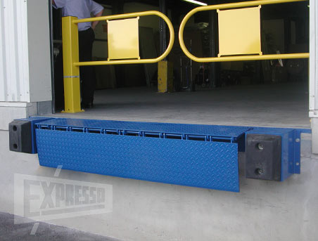 Mechanical edge-of-dock leveler