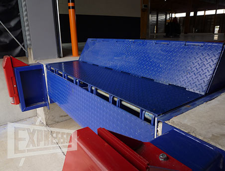 Anti-fall dock leveler Expresso