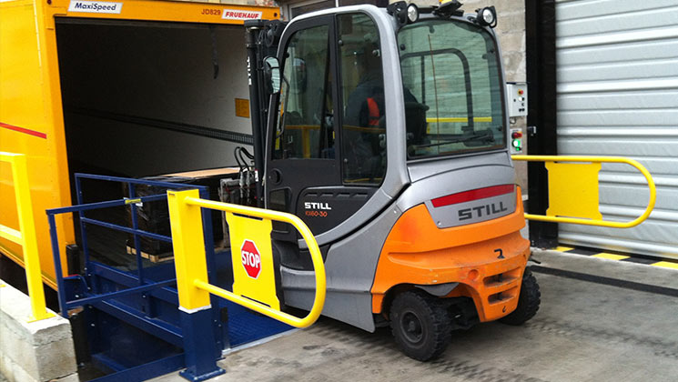 Loading dock barrier