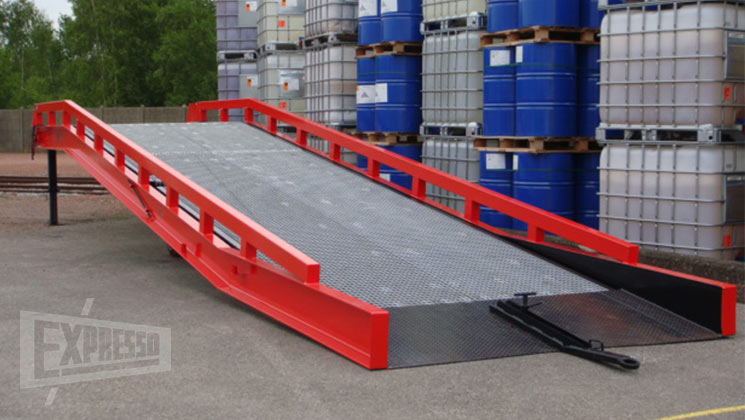 See also:<br>Hydraulic yard ramps