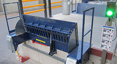 Mini dock levelers with anti-crushing refuge zone